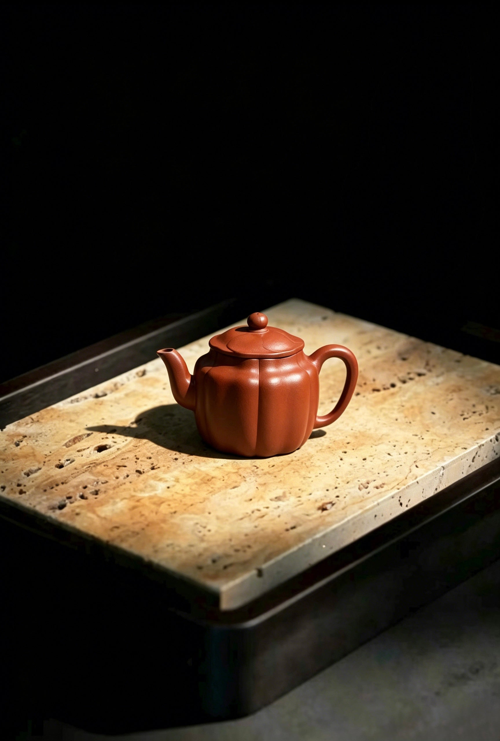 筋紋宮燈朱泥紫砂茶壺